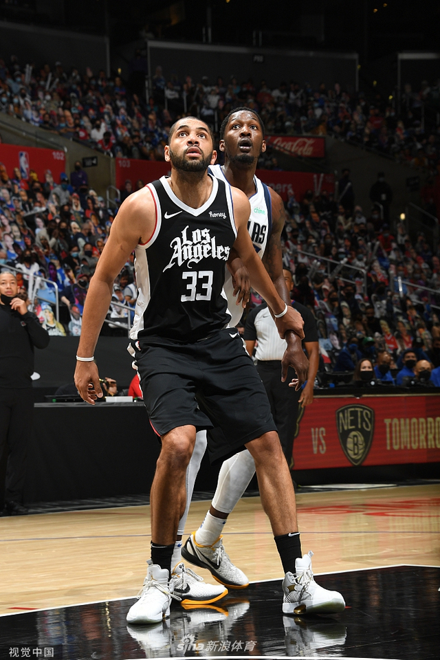 在聯賽中 在聯賽中