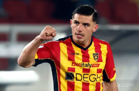 球跑动见长 球跑动见长